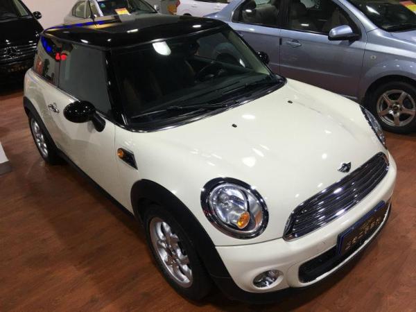miniCooper白色,miniCooper白色 【大连】2012年10月 mini mini cooper 1.6 fun 白色 手自一体
