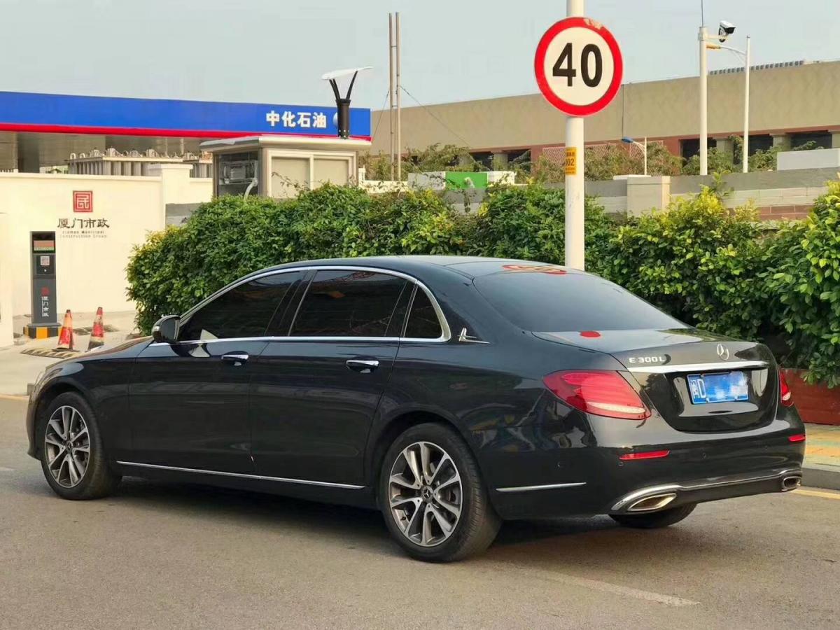 2017年01月奔驰 e级 2017款 e300 coupe 2.0t
