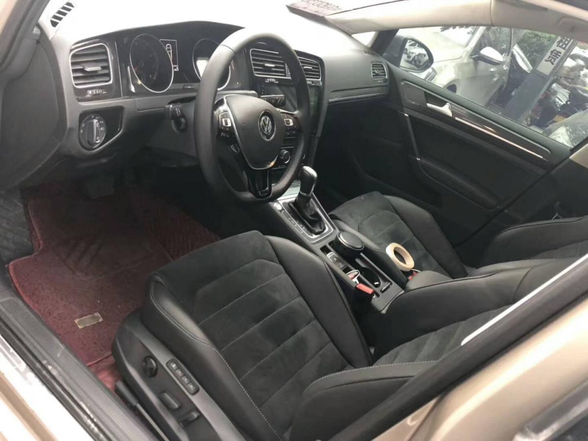 2019年01月大众 高尔夫 2019款 280tsi 手动舒适型