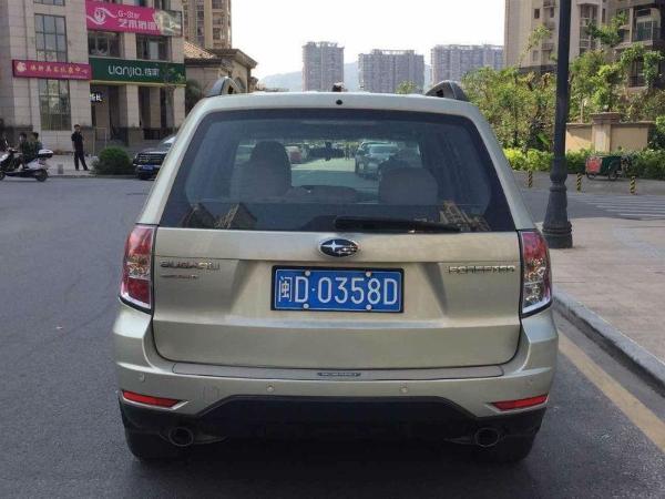 斯巴鲁 森林人 2.5t s-edition 豪华导航版