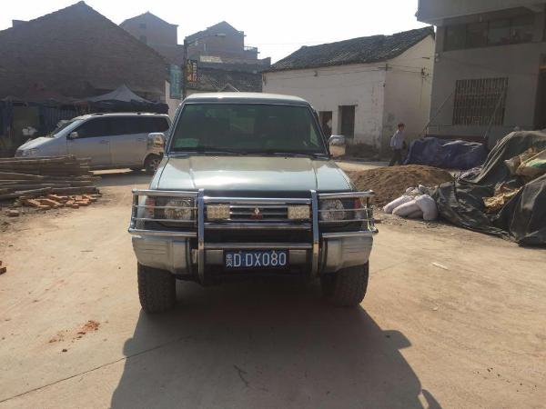 【金华】2003年10月三菱 帕杰罗 v73 3.0 glx