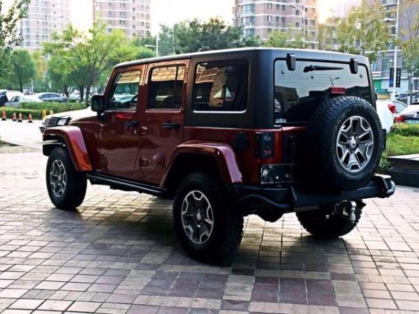 【沈阳】2014年5月 jeep 牧马人 3.0 四门版 sahara 自动档