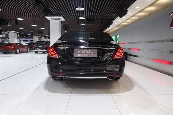 【南京】2014年4月 奔驰 s63 amg 黑色 自动档