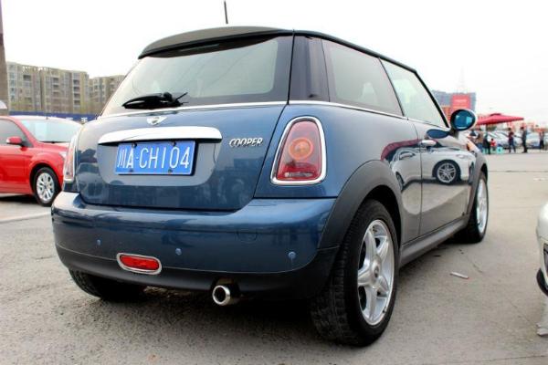 【成都】2009年9月 mini mini cooper 1.6 fun 蓝色 自动档