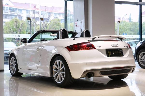 【上海】2014年7月 奥迪 奥迪tt tt 45tfsi coupe quattro 彩色梦幻版