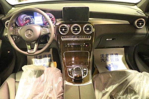 奔驰glc级 glc260 4matic 2.0t 动感型