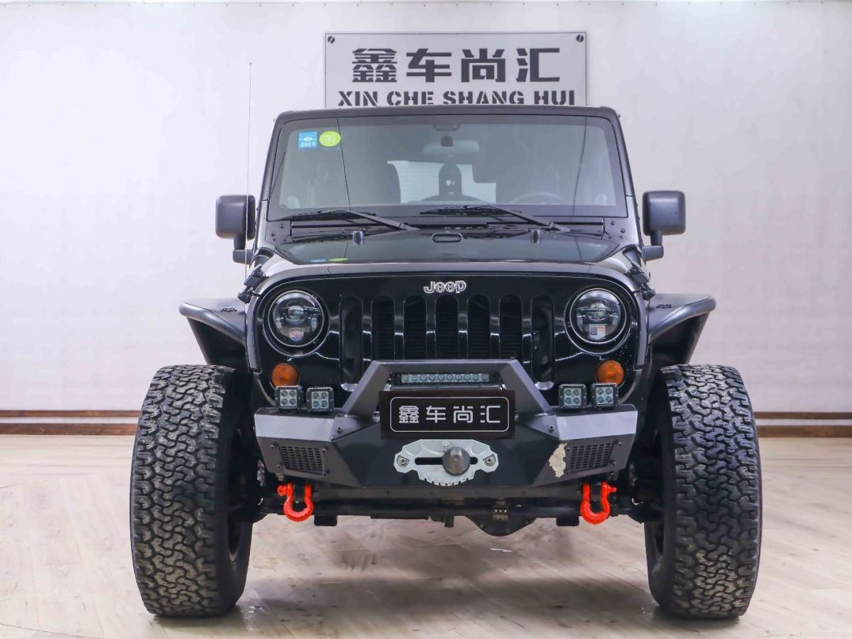 【沈阳】2013年4月 jeep 牧马人 2012款 3.6l sahara 四门版 自动档