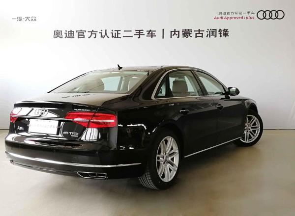 2017年8月奥迪 奥迪a8 2017款 a8l 45tfsi quattro 舒适型