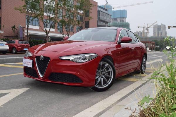 【嘉兴】2017年10月 阿尔法-罗密欧 alfa giulia 2.