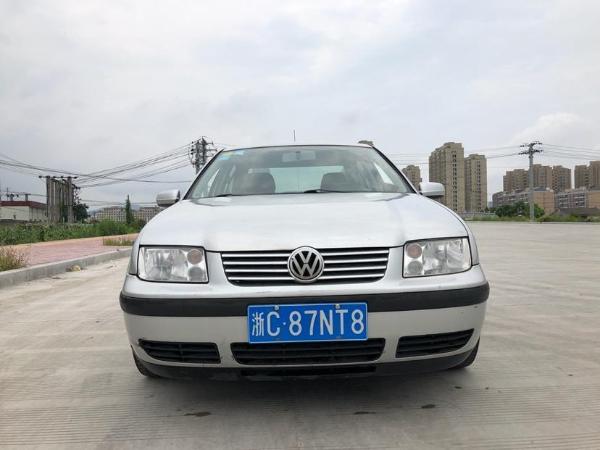 【温州】2004年10月 大众 宝来 2005款 1.8t 豪华型 自动档