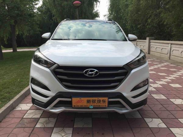 【兰州】2016年3月 现代 途胜 1.6t gls dct两驱智能型 白色 自动档