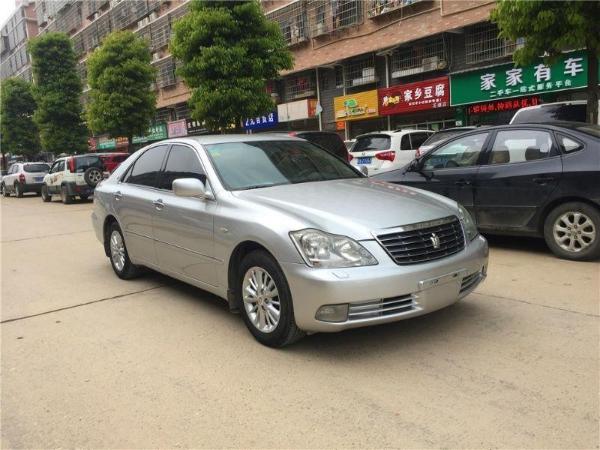 【长沙】2008年7月 丰田 皇冠 3.0 v6 灰色 自动档