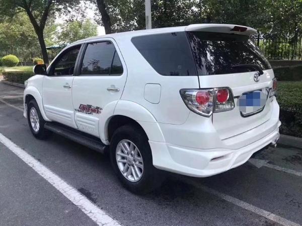 【焦作】2018年4月 丰田 奔跑者fortuner 2.7l 标准版 四驱 手自一体