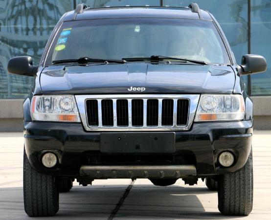 【大连】2010年11月jeep 大切诺基 4000 4.0 舒适型