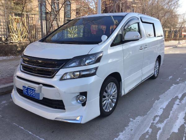2010年12月丰田 埃尔法 3.5l 豪华版