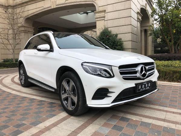 2017年10月奔驰 glc级 glc260 2.0t 4matic 豪华型