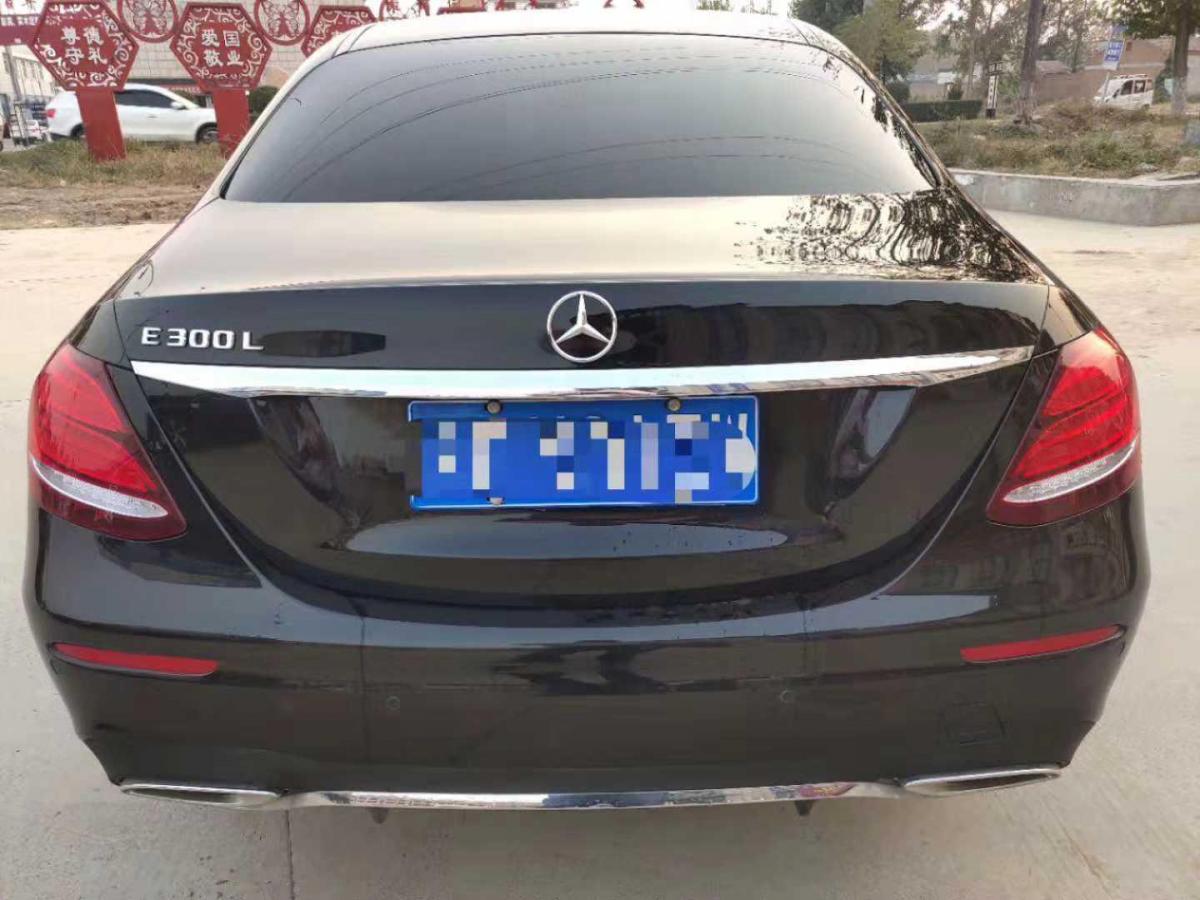 2018年8月奔驰 e级 e300l 2.0t 运动豪华型