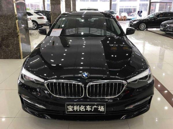 【临沂】2017年12月 宝马 宝马5系 528li 2.0t 领先型 黑色 自动档