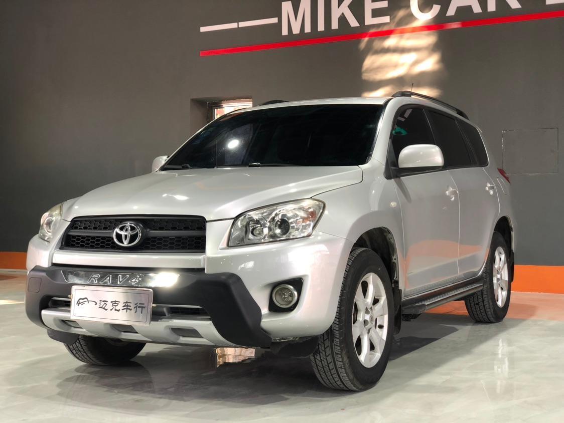 【青岛】2012年2月 丰田rav4 2011款 2.0l 经典版 自动档