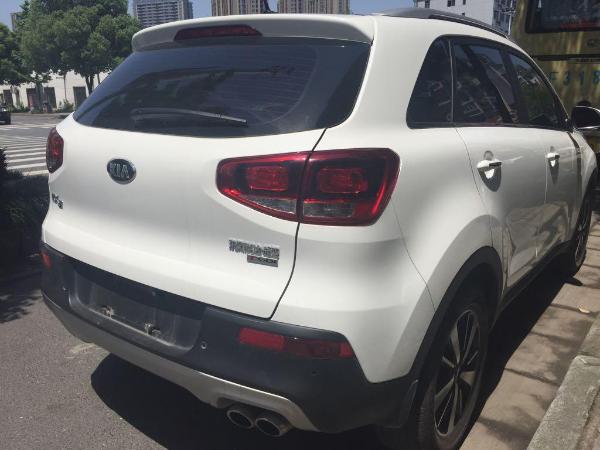 起亚kx3 1.6t 两驱 dlx