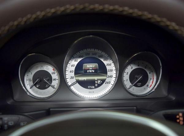 【武汉】2013年1月 奔驰 glk级 glk300 4matic 3.
