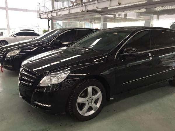 奔驰r级 r320 4matic 3.0t 豪华型