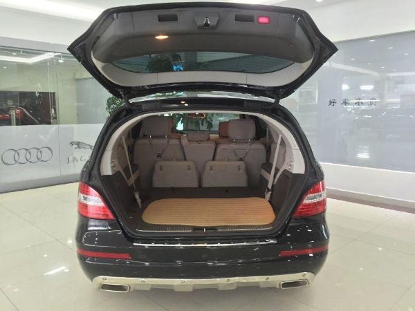 奔驰r级 r320 4matic 3.0t 豪华型