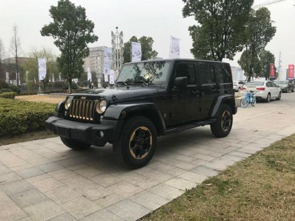 【上海】2014年9月jeep 牧马人 3.6 龙腾典藏版