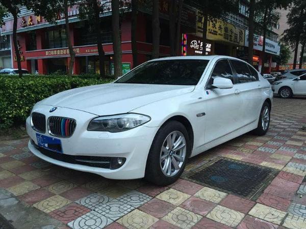 【厦门】2013年10月 宝马 宝马5系 525li 2.0t 豪华型 白色 自动档