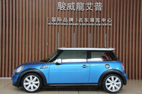 【佛山】2010年9月 mini mini cooper s 1.6t 50 camden 蓝色 自动档