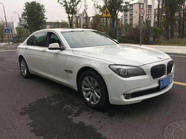 【宁波】2012年8月 宝马 宝马7系 740li 3.0t 领先型 白色 自动档