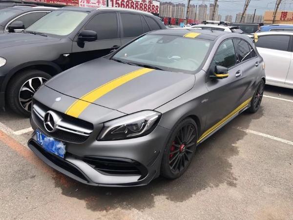 奔驰a级 a45 amg 2.0t 4matic 暗夜雷霆限量版图片