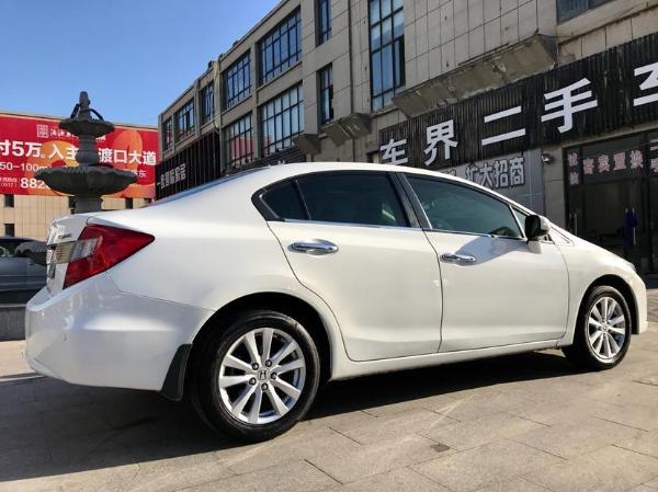 【淮安】2013年4月 本田 思域 1.8l vti豪华导航版 手自一体