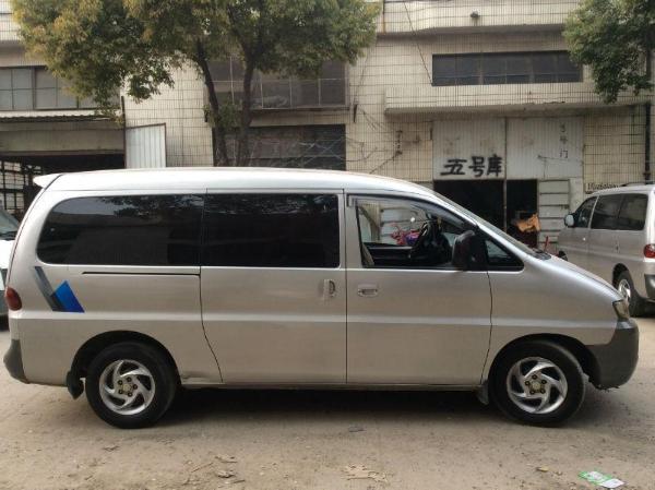 近年二手瑞风比较   基本配置 编号:2016148193147 车型:商务车 里程