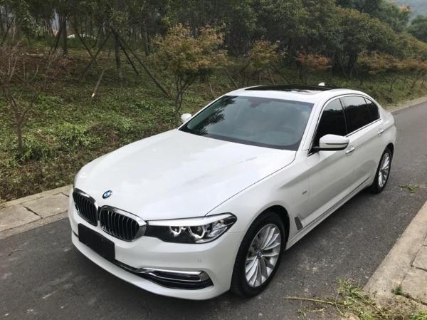 2018年1月宝马 宝马5系 530li 2.0t 领先型 豪华套装