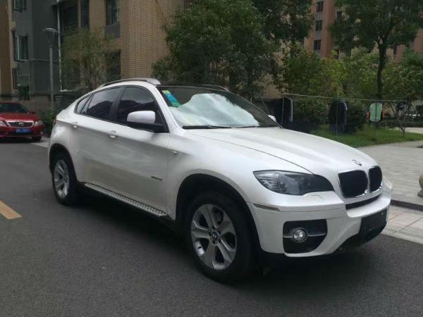 宝马 宝马x6 宝马x6 3.0t(豪华版) 白色