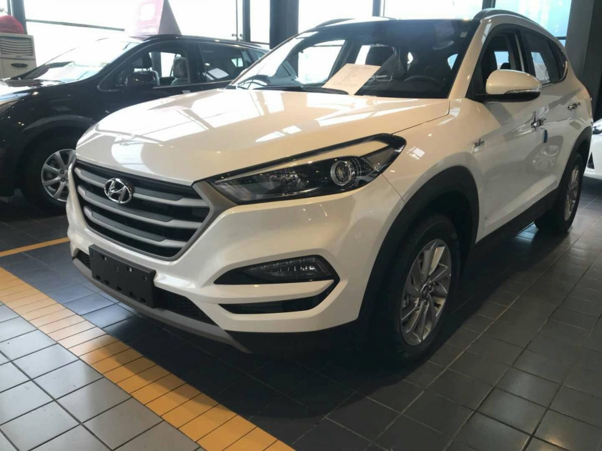 2018年01月现代 途胜 2018款 1.6t gls dct两驱15周年纪念版
