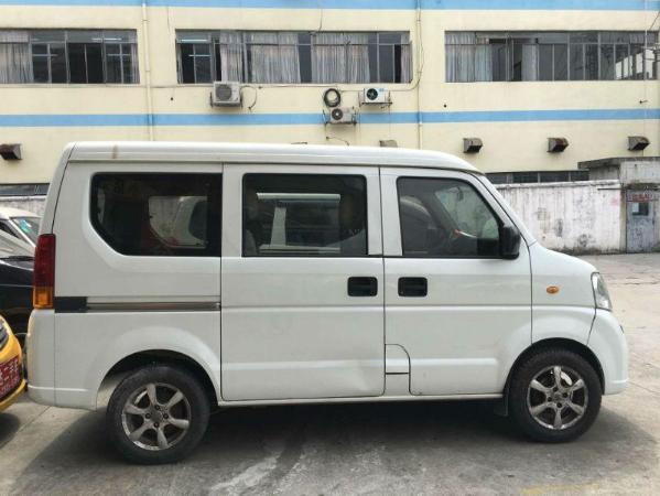 面包车 铃木 昌河铃木 东莞二手浪迪 近年二手浪迪比较  基本配置