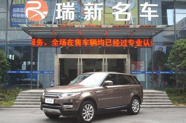 路虎 揽胜运动版 3.0t v6 sc hse图片