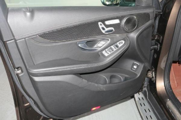 【郑州】2016年5月 奔驰 glc级 glc260 4matic 2.0t 豪华型 手自一体