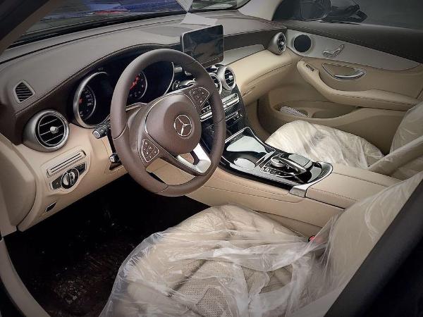 【南京】2016年5月 奔驰 glc级 glc200 4matic 2.0t 黑色 自动档