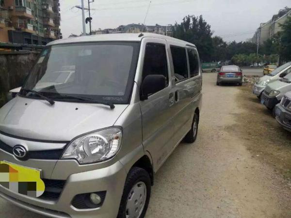近年二手东南比较  基本配置 编号:2016145813130 车型:面包车 里程:2