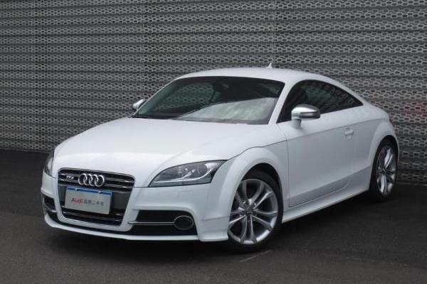 奥迪2.0 tts coupe 2.0tfsi quattro