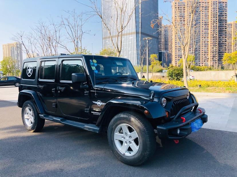 jeep 牧马人 2012款 3.6l sahara 四门版图片