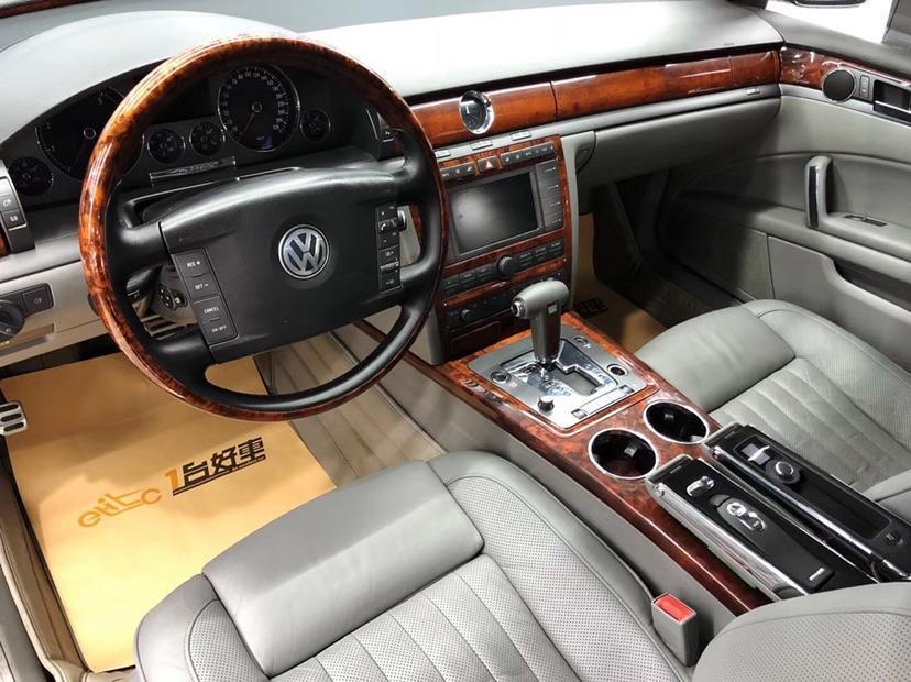【潍坊】2007年4月 大众 辉腾 2006款 4.2l v8 4座豪华版 手自一体