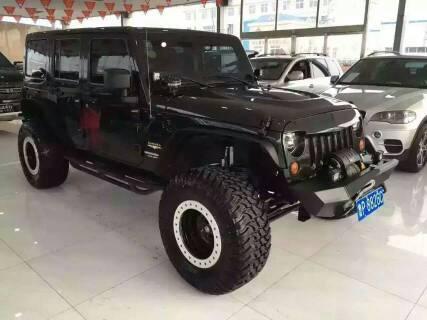 【青岛】2012年4月 jeep 牧马人 3.6 四门 梦十珍藏版 自动档