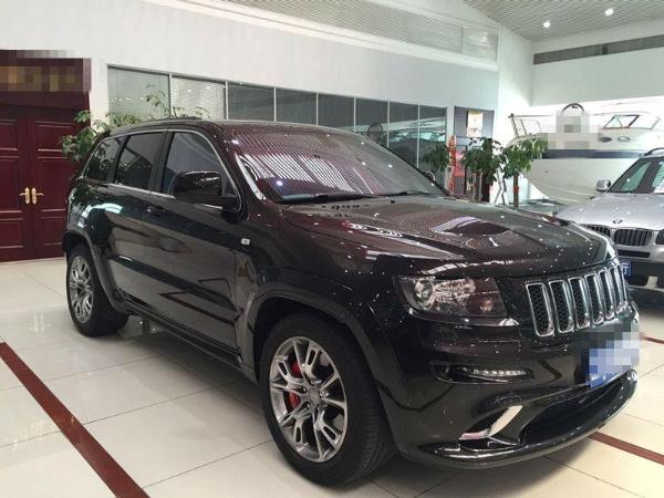 【北京】2013年2月 jeep 大切诺基 6.4 srt8炫黑版 黑色 手自一体