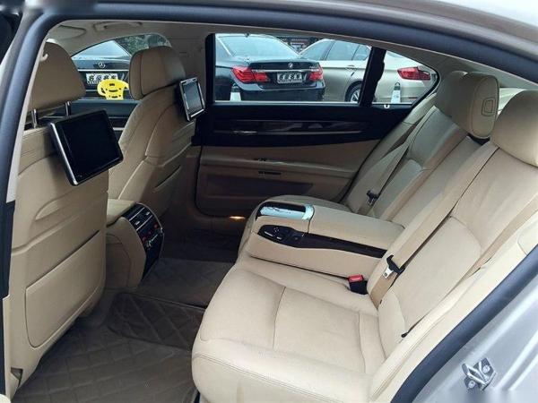 宝马 宝马7系 730li 3.0 豪华型图片