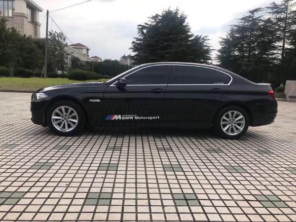 2015年10月宝马 宝马5系 525li 2.0t 豪华设计套装