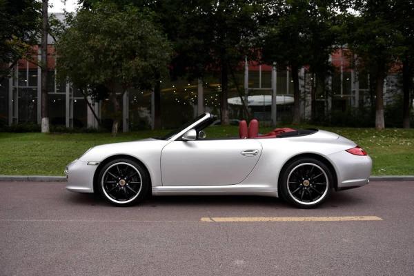 【成都】2010年2月 保时捷 911 2010款 carrera 4 cabriolet 3.